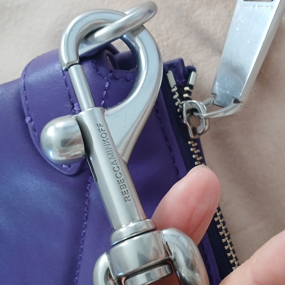 Rebecca Minkoff Violet Maxi Bag with Silver Chain - Picture 7 of 7